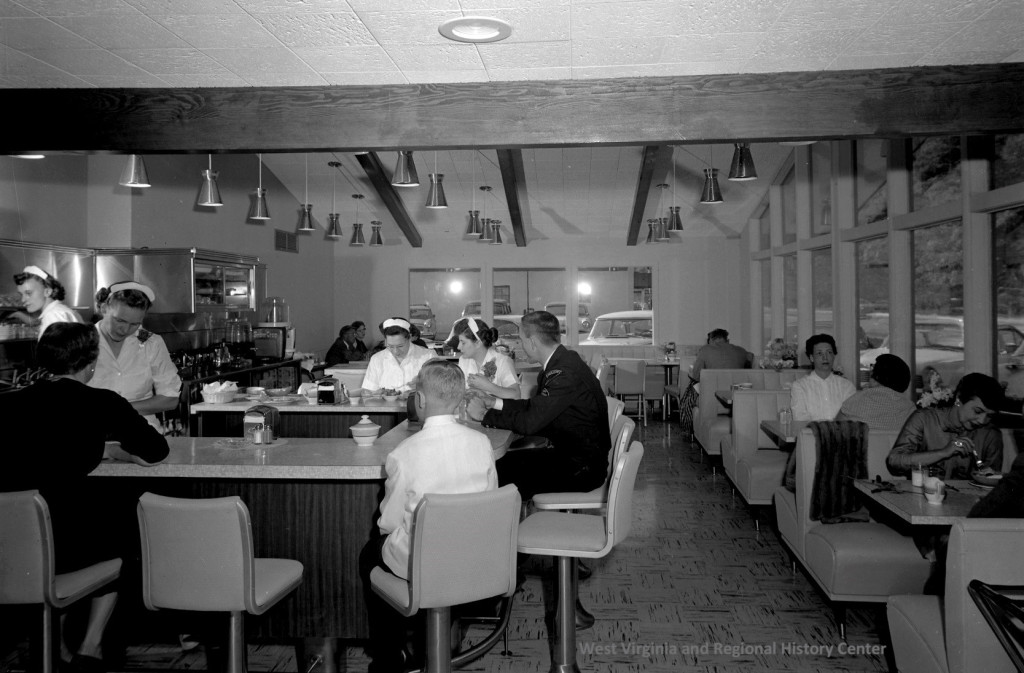 Opening crowd, Winns Restaurant, 13 October 1957