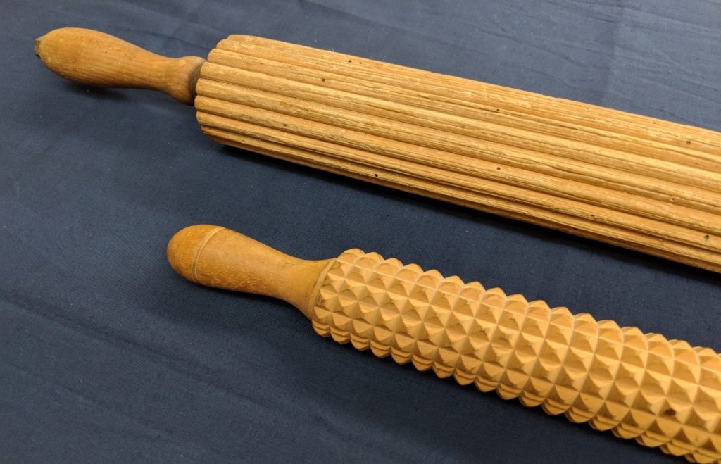 Tutove rolling pin and Linden Sweden Deep Notched rolling pin