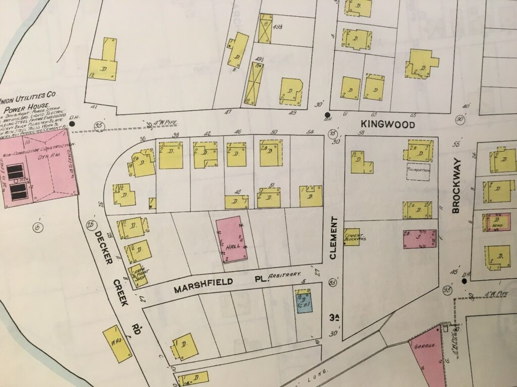 Sanborn map showing the intersection of Kingwood with Clement and Brockway